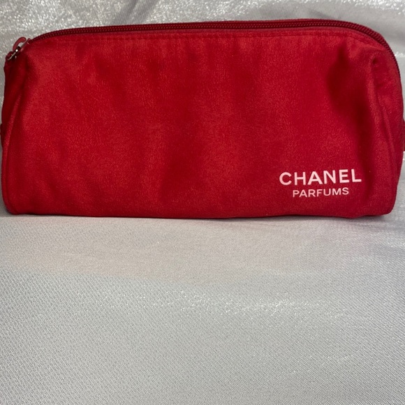 CHANEL Bags Chanel Parfums Cosmetic Bag Poshmark